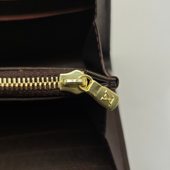 Louis Vuitton Brown Checkered Wallet - Picture 13 of 14